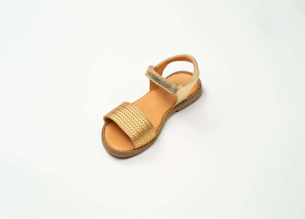 Sandales fille en cuir doré torsadé – Image 2